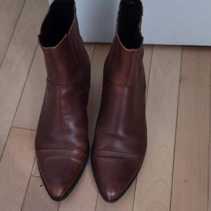 Vagabond Ankle Boots